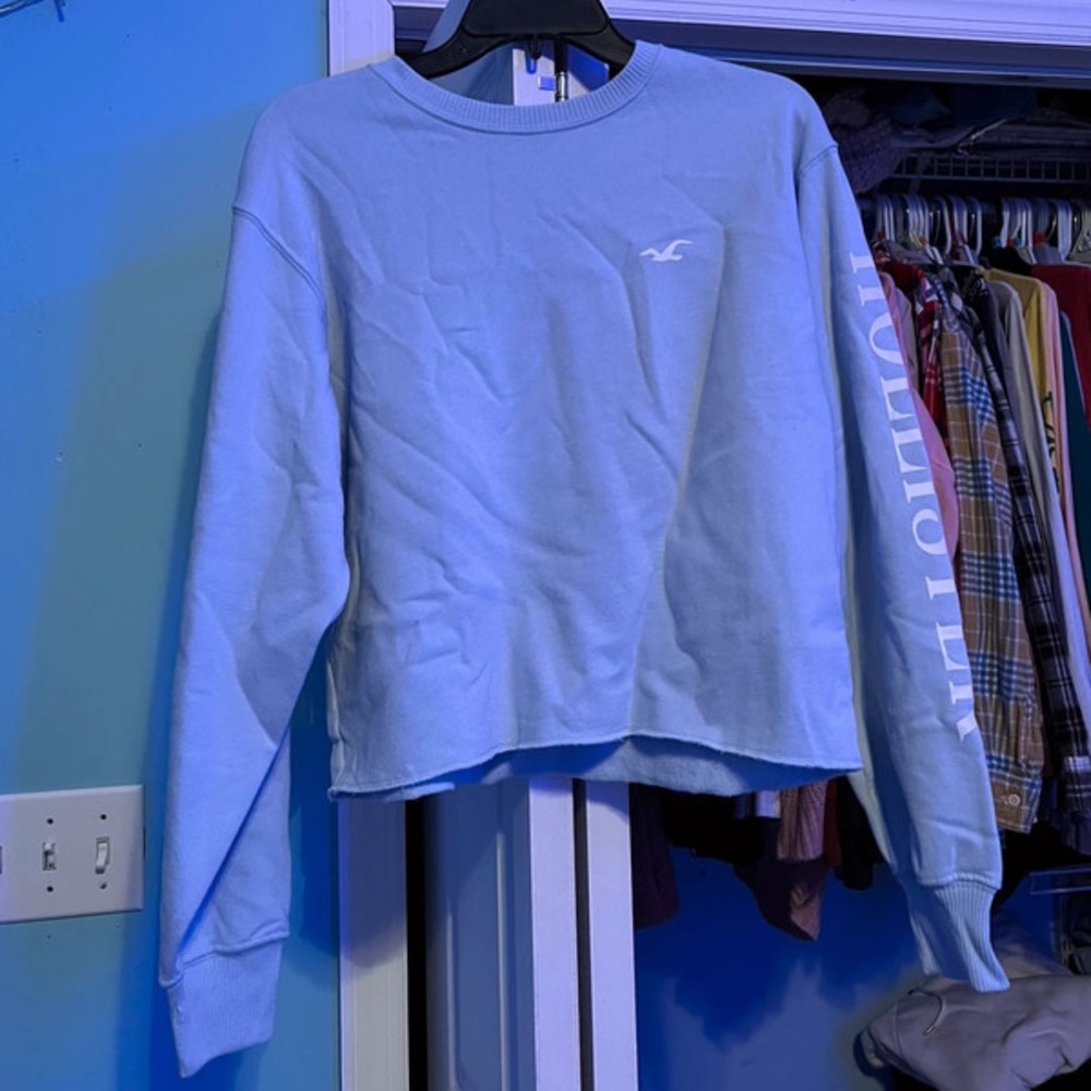 Light blue cropped sweater